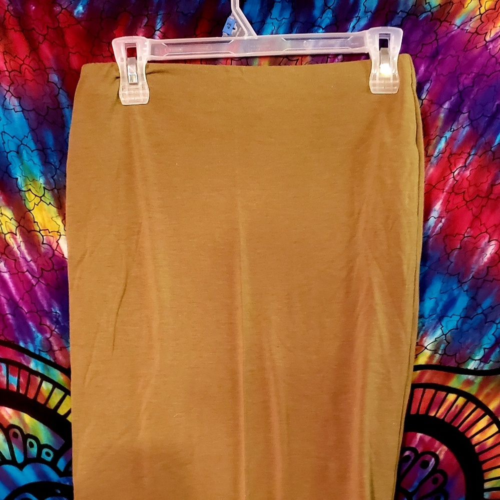 Womens skin tight cotton/spandex past knee skirt